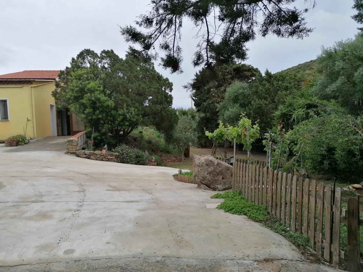Il Lentischio Hotel Cala Sapone Exterior foto